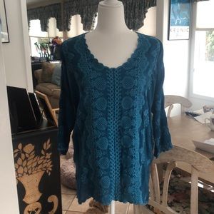 Beautiful teal tunic with eyelet design Johnny Was